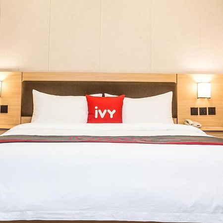Ivy Hotel Emerald Ikeja Buitenkant foto